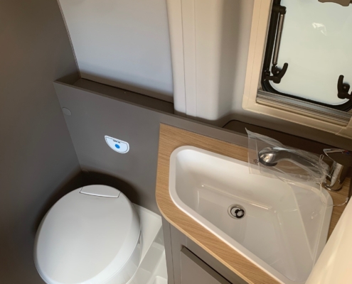 WC VAN2